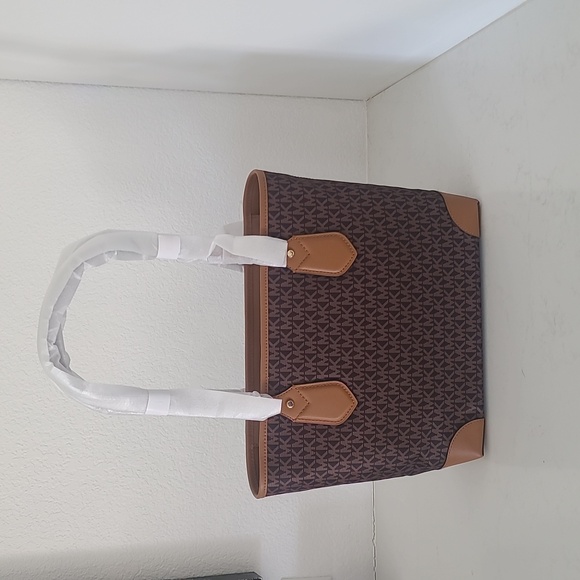 Michael Kors EvaTote NWT BRN/ACORN - Picture 4 of 11